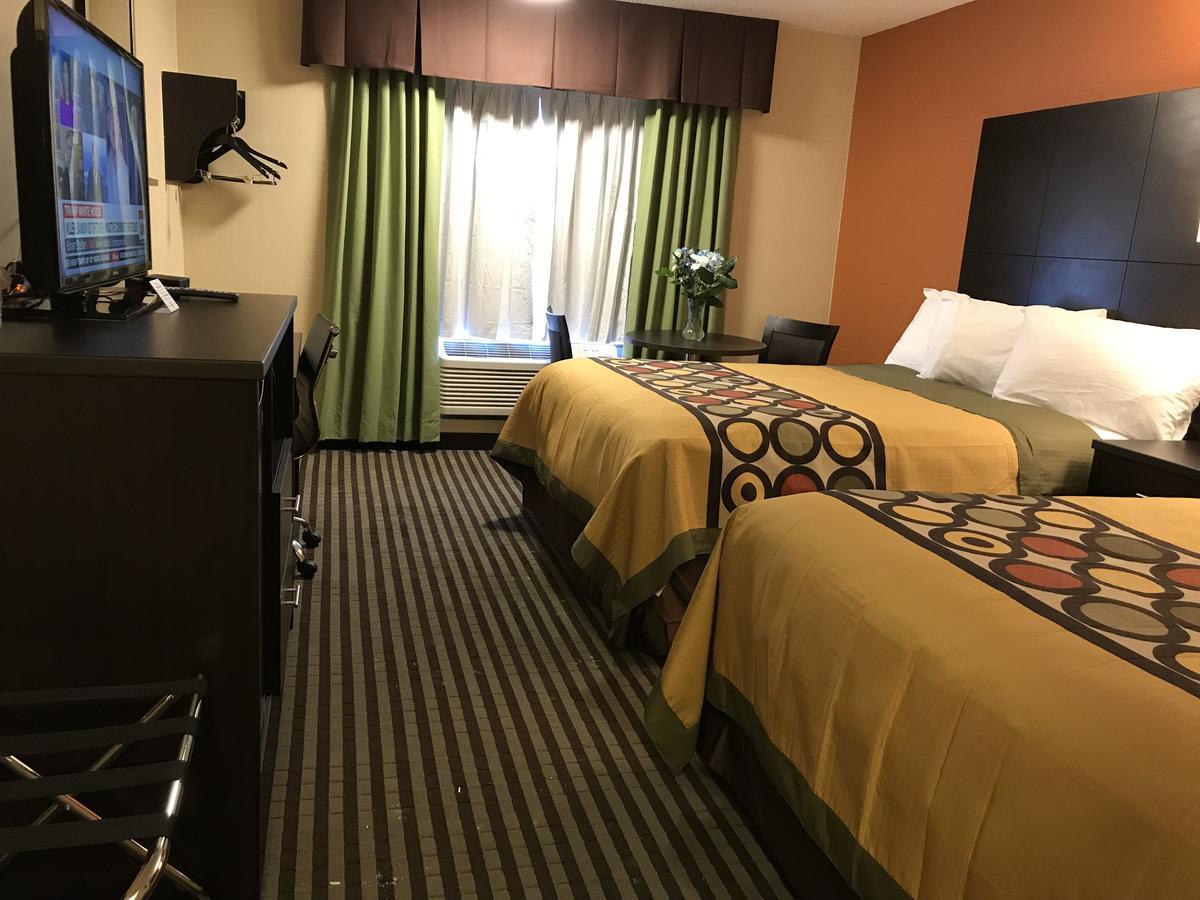 Bay Hill Inns & Suites Neepawa Dış mekan fotoğraf