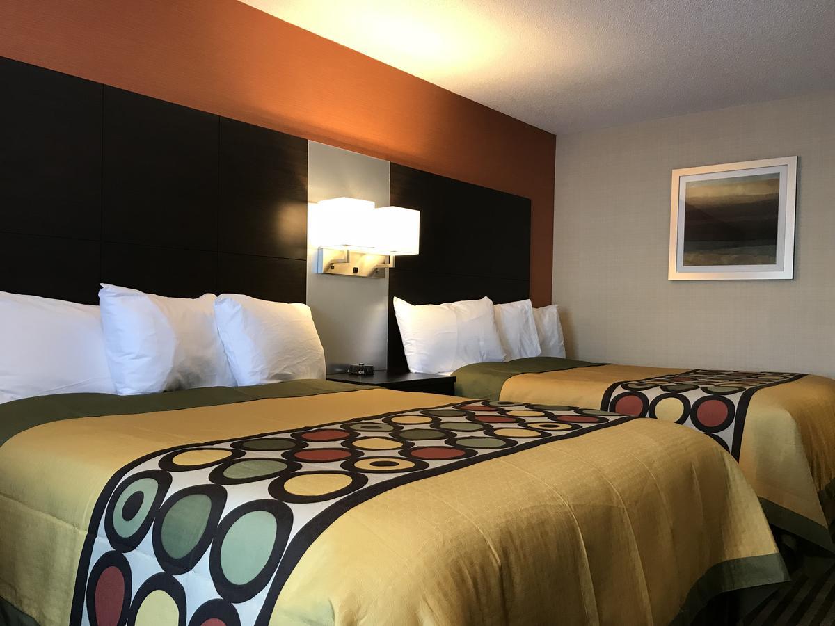 Bay Hill Inns & Suites Neepawa Dış mekan fotoğraf