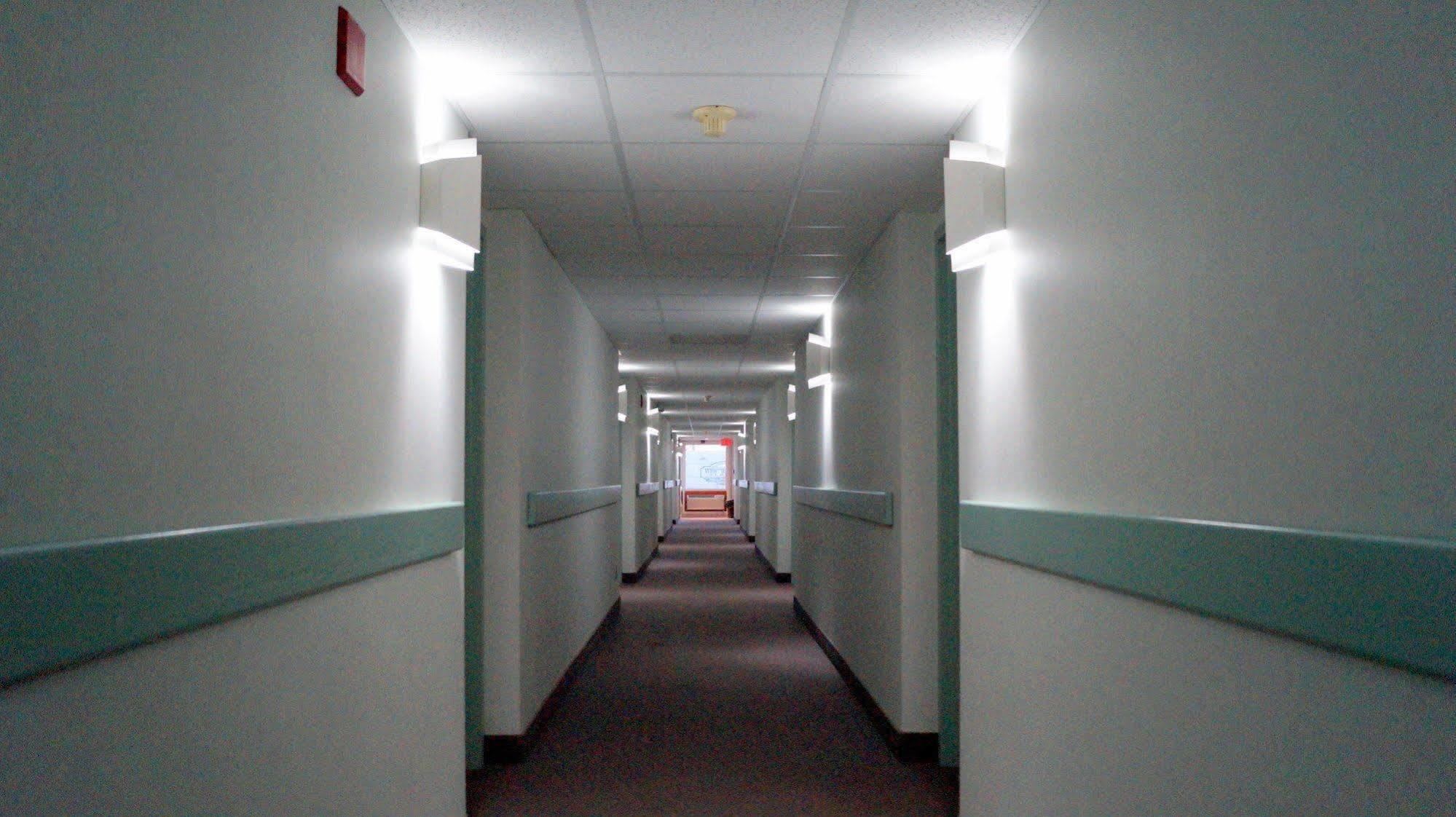 Bay Hill Inns & Suites Neepawa Dış mekan fotoğraf