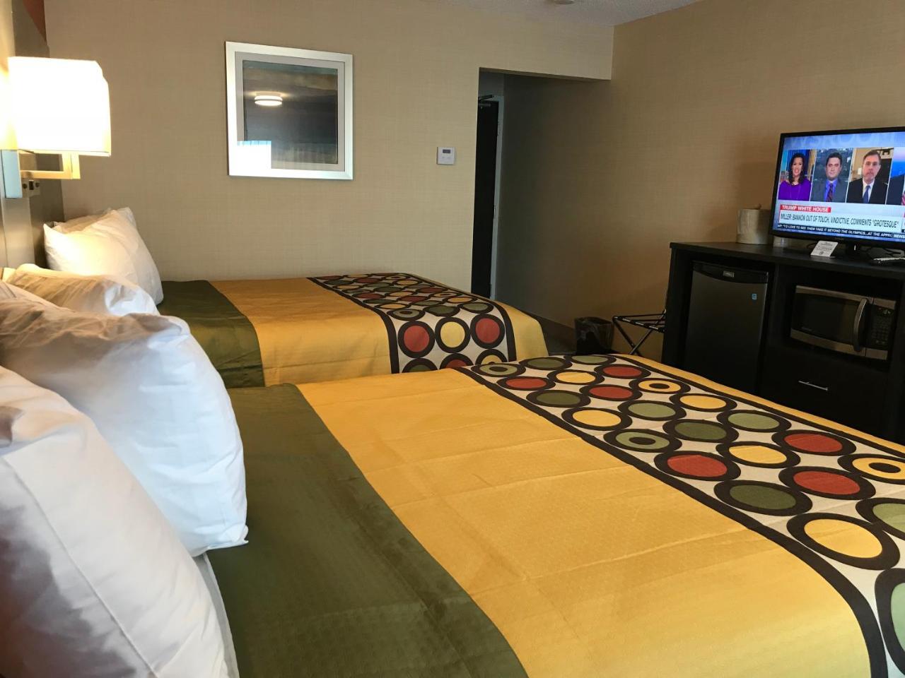 Bay Hill Inns & Suites Neepawa Dış mekan fotoğraf