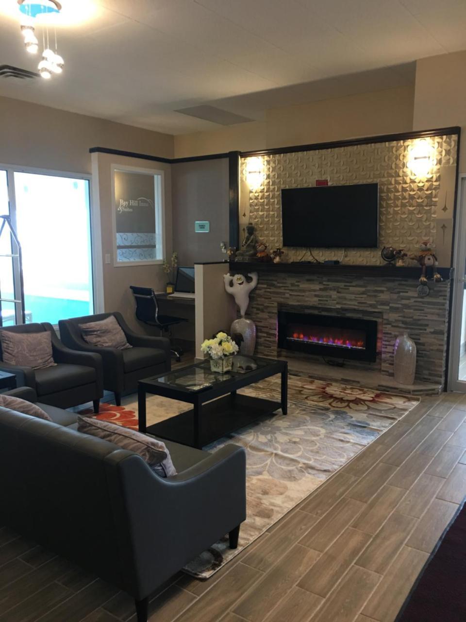 Bay Hill Inns & Suites Neepawa Dış mekan fotoğraf